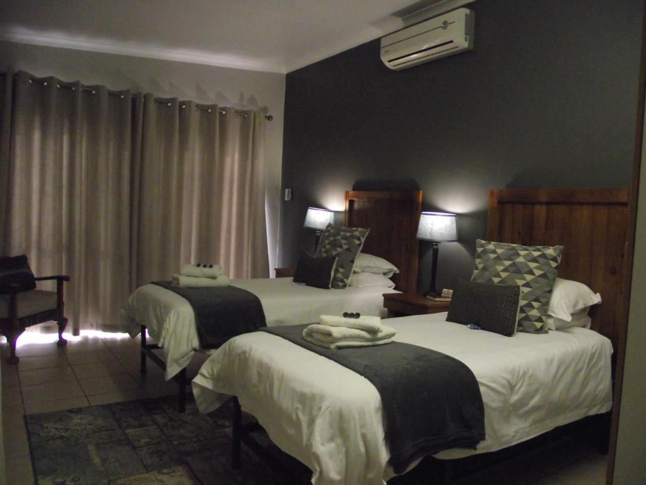 De Nachtuilen Guesthouse Upington Exterior foto